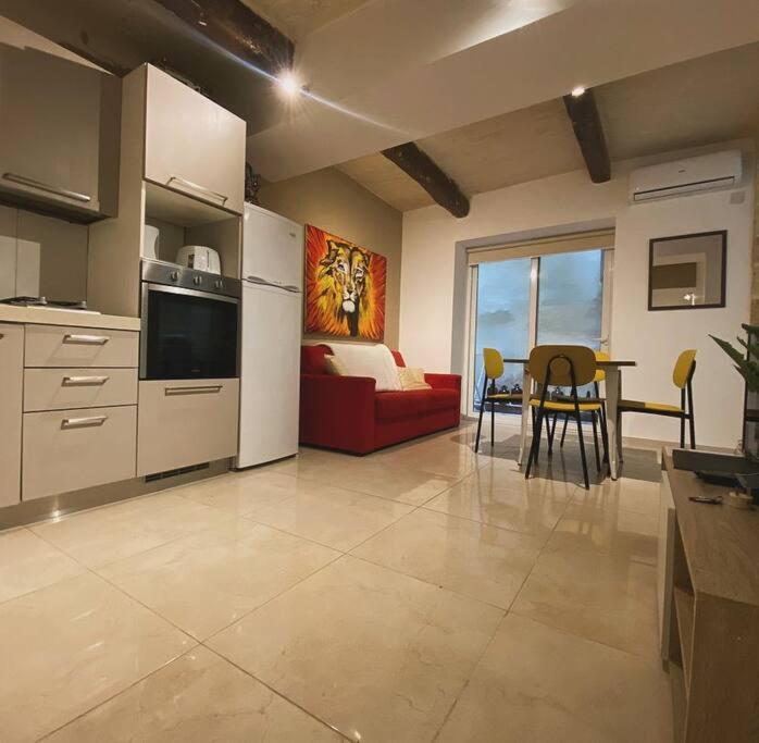 Vallettadreamsuites Groud Floor Shared Sea View Rooof Terrace المظهر الخارجي الصورة